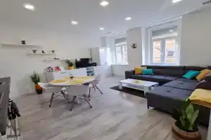 Napfény apartman, Szeged