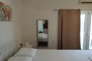 CENTRAL ELEVEN Apartments, Agios Kirykos