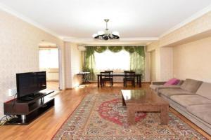 Rent Inn on Mashtoc Street, Yerevan