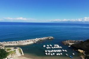 La Porta sul Mare Apartments, Pizzo