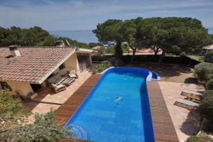 Villa de lujo de 4 dormitorios, piscina y barbacoa, Sant Feliu de Guixols