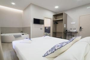 B&B Les Lumières Mini-hotel, Salerno