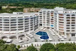 Continental Apartments, Golden Sands