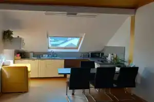 Ferienwohnung im roten Haus, die Therme ist fußläufig in 350m zu erreichen Apartments, Bad Ems