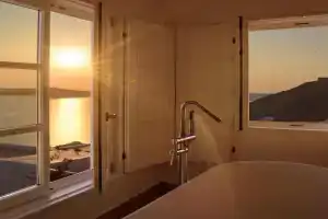 Anemos Family Suites, Fira