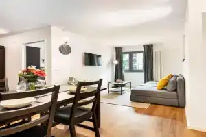 Urban Apartment with 2 Bedrooms, Munchen