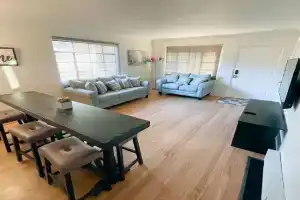 Pet Friendly! Private Casita in Nob Hill Villa, Albuquerque