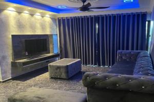 Sunshine Bay Resort Beachaholic Homestay, Port Dickson