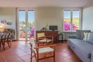 LA BOUGAINVILLE Relax, Giardino e Parcheggio Apartments, Rapallo
