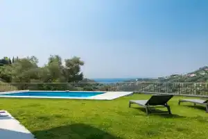 Jolie maison au calme Guest house, Menton
