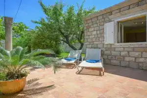 Apartment La Rocca, Stikovica