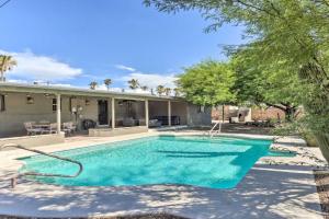 Tucson Getaway with Private Pool and Gas Grill! Guest house, Tucson