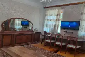 v tsentre goroda v parkovoy zone Apartments, Tashkent