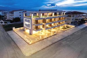 Pantheon Sea View Apart-hotel, Neoi Poroi