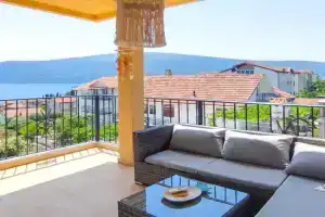 Stanislava Seaview Residence Apartments, Baosici