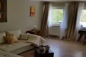 Wiesenglück in direkter Nähe zum Krankenhaus Apartments, Minden