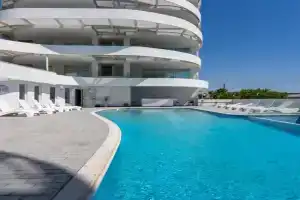 Oyster 1-BR Apt in Apartments, Larnaka