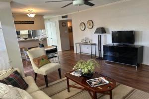 Houston-Med Center NRG Area 2B-2B All Inclusive Apartments, Houston