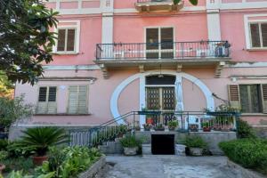 GREEN HOUSE, Vasto