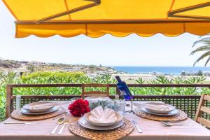 Increible Terraza con vistas al mar en San Agustín (3 hab) Apartments, San Agustin