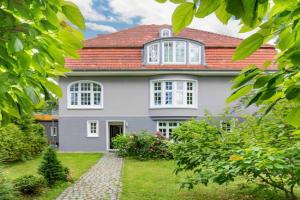 Villa Tine, Husum