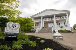 Niagara Luxury Suites, Niagara Falls