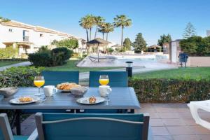 Garden & Sea Apartments &, Fuengirola
