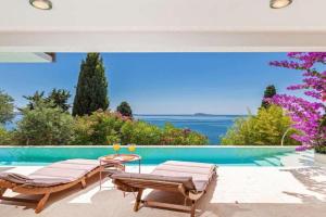 Villa Bobara, Mlini