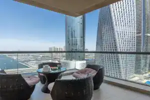 Vacay Lettings - 2BHK with Marina View Apartments, Dubai