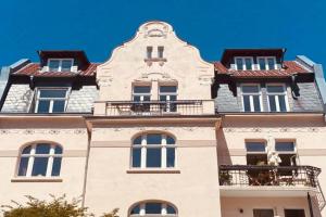 Jugendstil-Altbauwohnung mit Dachterrasse direkt an der Karlsaue Apartments, Kassel