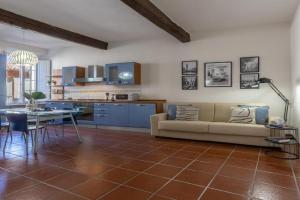 A 2 min dal Museo della Cattedrale San Romano Apt Apartments, Ferrara