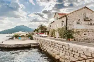 Luxury 6 bedroom house on waterfront, Perast