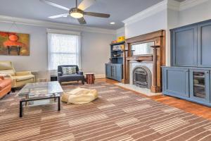 Elegant Home with Porch, Walk Downtown! Guest house, Raleigh