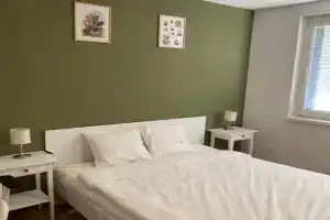 Cozy, bright room with free parking, Bratislava