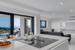 Luxury Seaview apartment Dzenan, Makarska