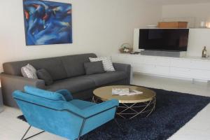 Alice by fewotessin Apartments, Locarno