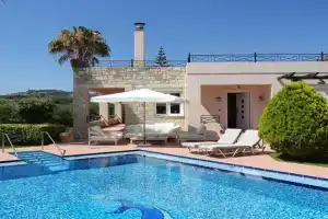 Villa Harriet Maria with pool and ocean view Kolimbari, Chania, Kolymbari