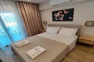 CONMARI LUXURY STUDIOS, Nydri
