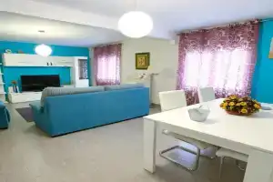 CUENCALOFT DALMACIO GARCÍA IZCARA Apartments, Cuenca