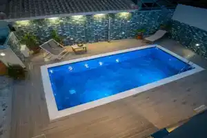 Thomas Villa - Private Pool - Sleeps 7, Hersonissos