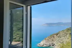 La casa di Zefiro, Corniglia