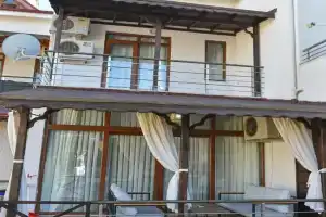 VİLLA ALP'S TRİPLEX LAGOON HAVUZ OLANAĞI SUNAN Villa, Belek