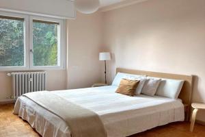 Casa Ling -AC - parking-2Bathrooms, Como