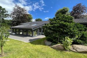 Gemütliches Haus zwischen Förde und Golfplatz Guest house, Kiel