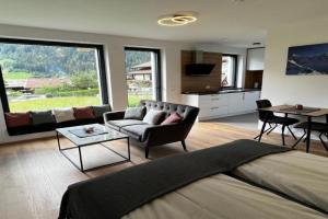 Studio11, Neustift
