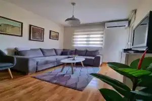 Riverside Apartment, Podgorica