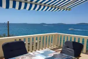 Blaža Apartments, Prvic Luka