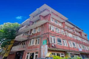 OYO 795 Hotel Holiday Inn, Kathmandu