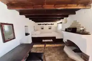 Lindia Athena Traditional House, Karpathos Town