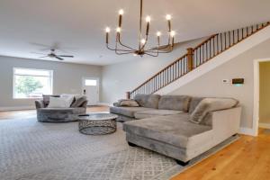 Well-Appointed Home 1 Mi to Dtwn! Guest house, Pittsburgh
